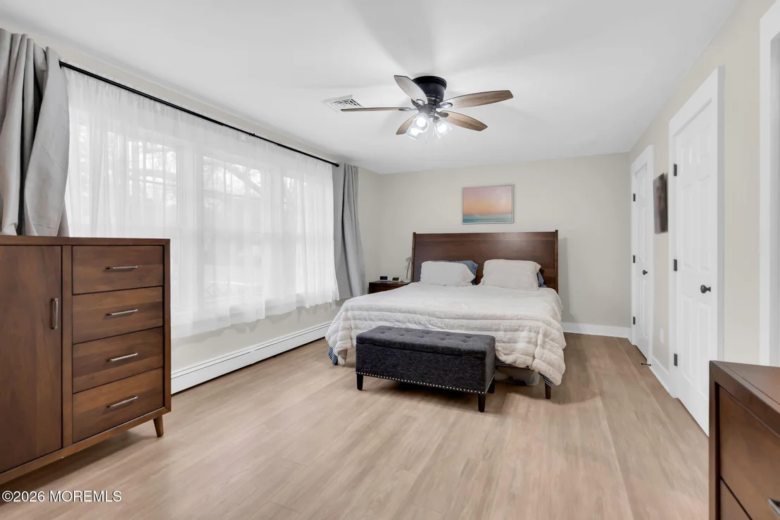 Photo of 300 Linden Avenue