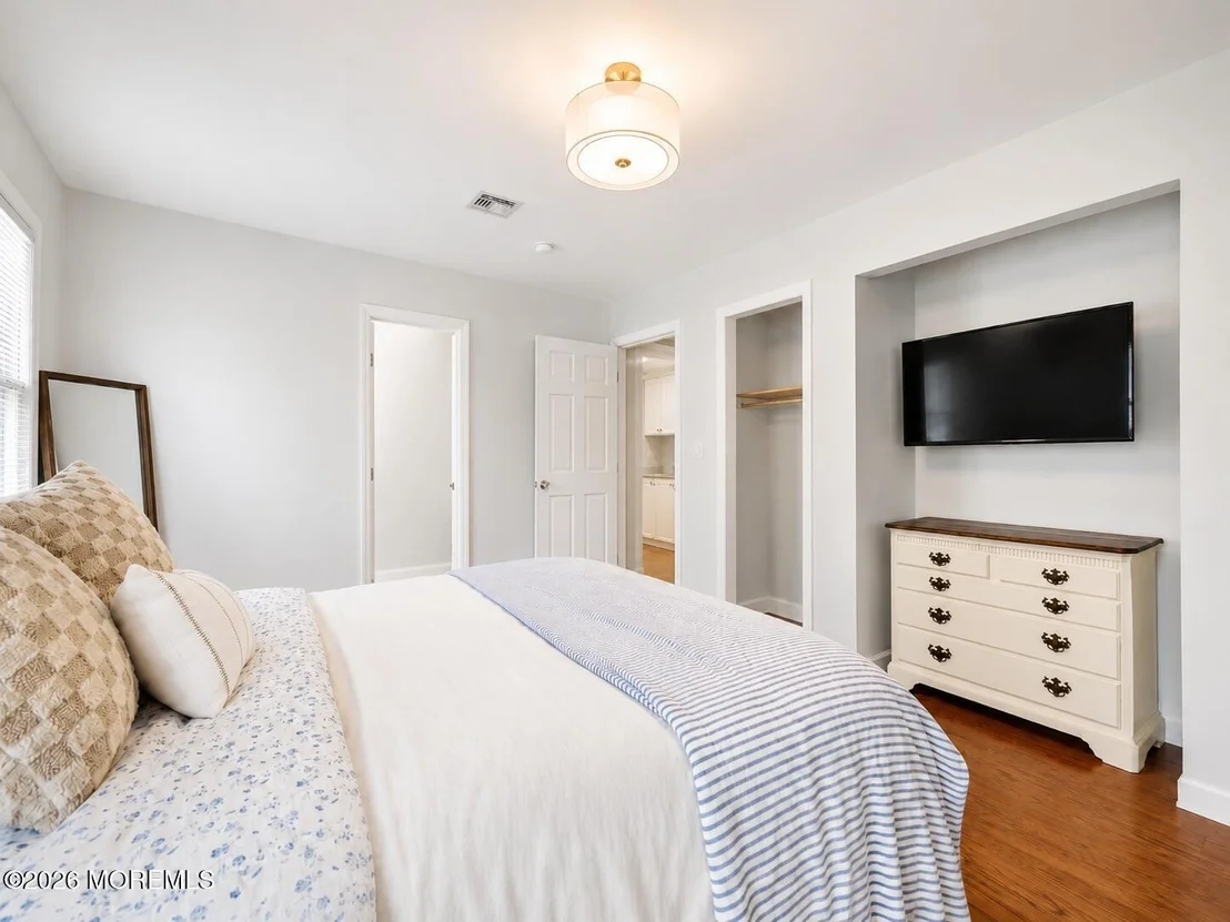 Photo of 28 Riverview Drive