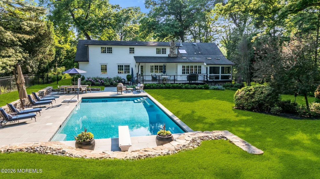 Photo of 15 Circle Drive