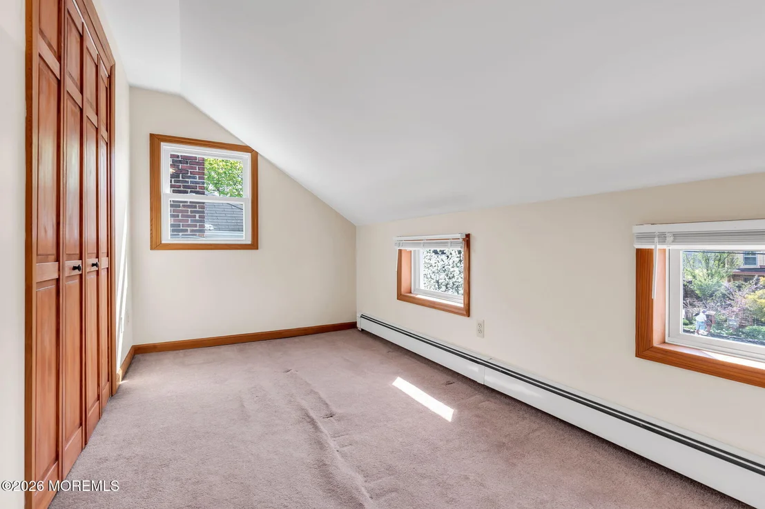 Photo of 63 Broadway