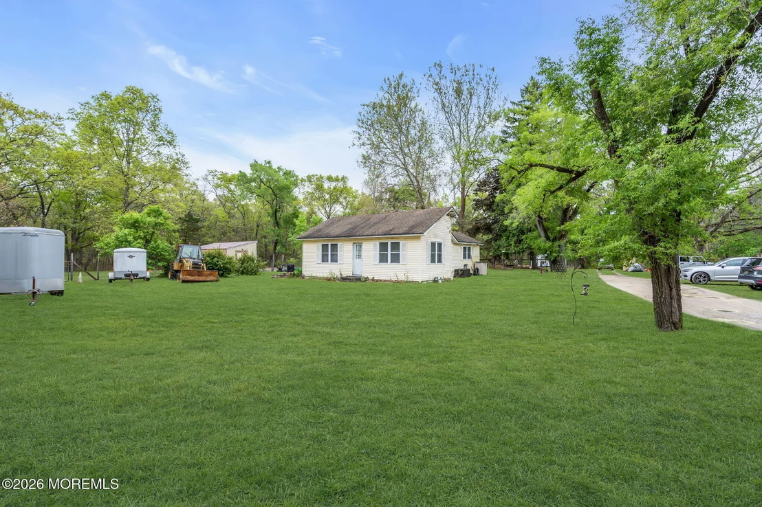 Photo of 3707 North Road