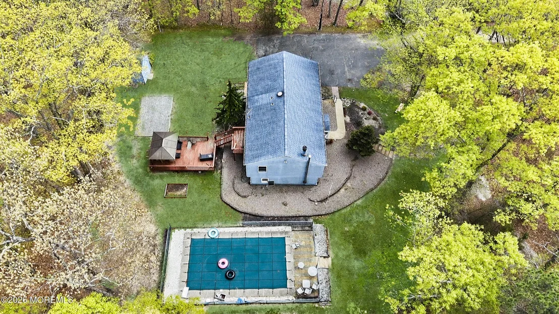 Photo of 301 Clearstream Road