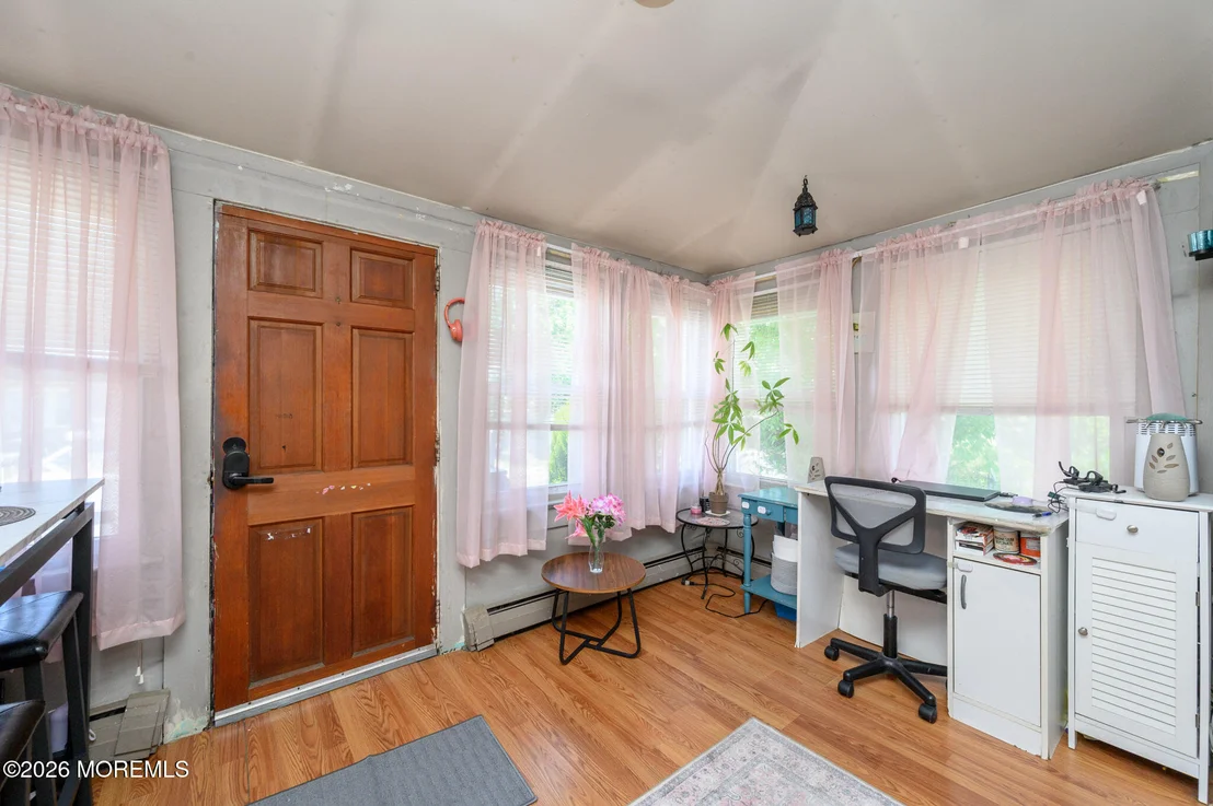 Photo of 904 Central Avenue