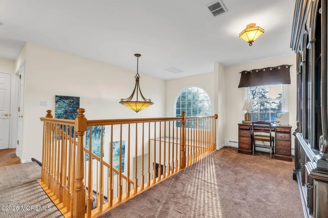 Photo of 475 Admiral Road
