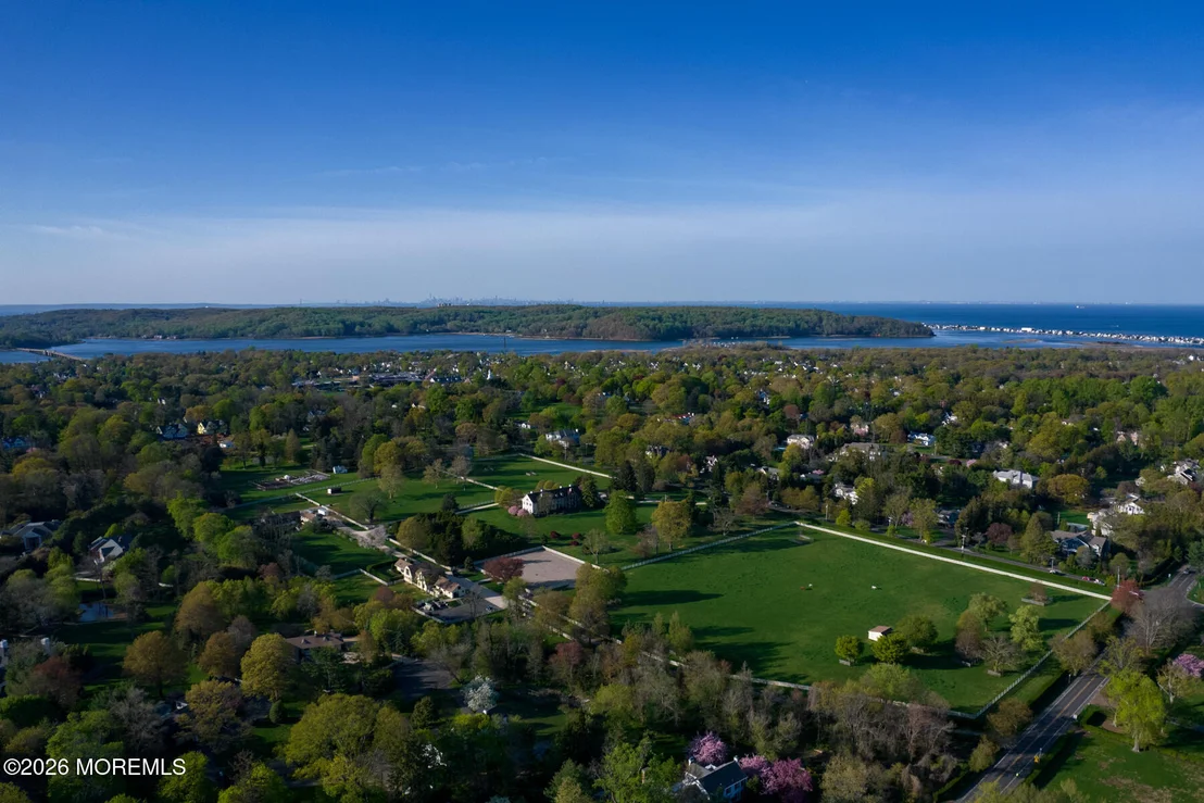 Photo of 42 Forrest Avenue