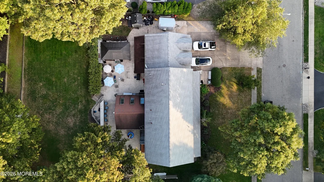 Photo of 711 Tall Oaks Drive