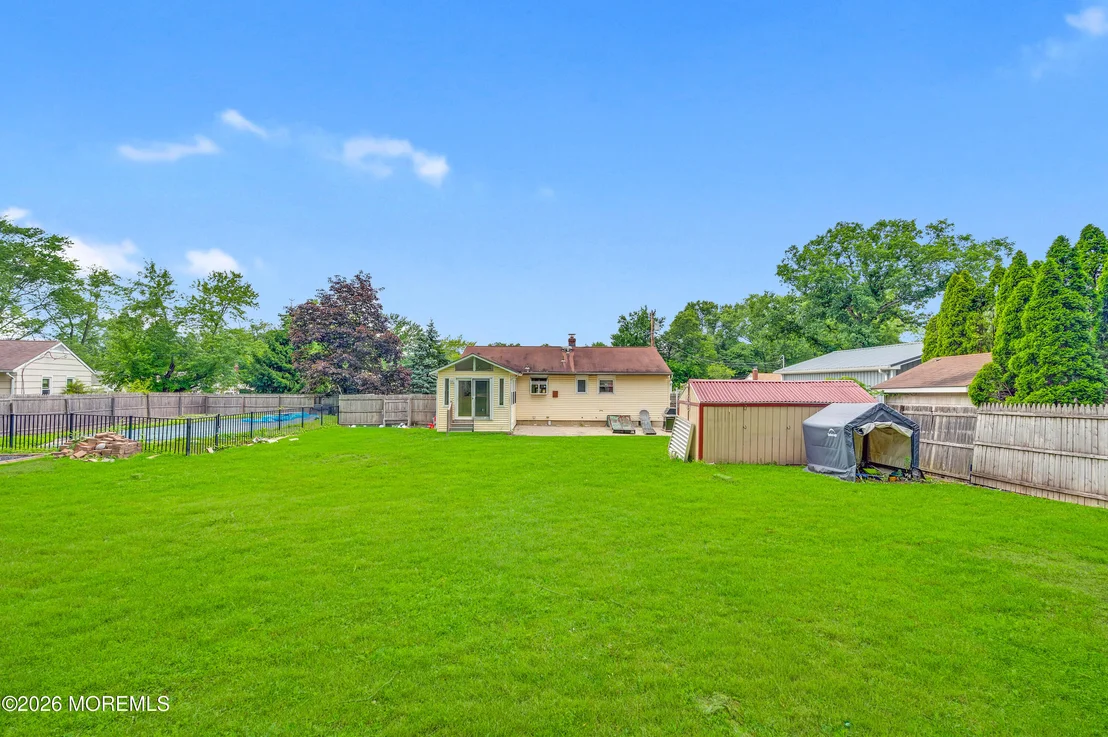 Photo of 11 Lawrence Avenue