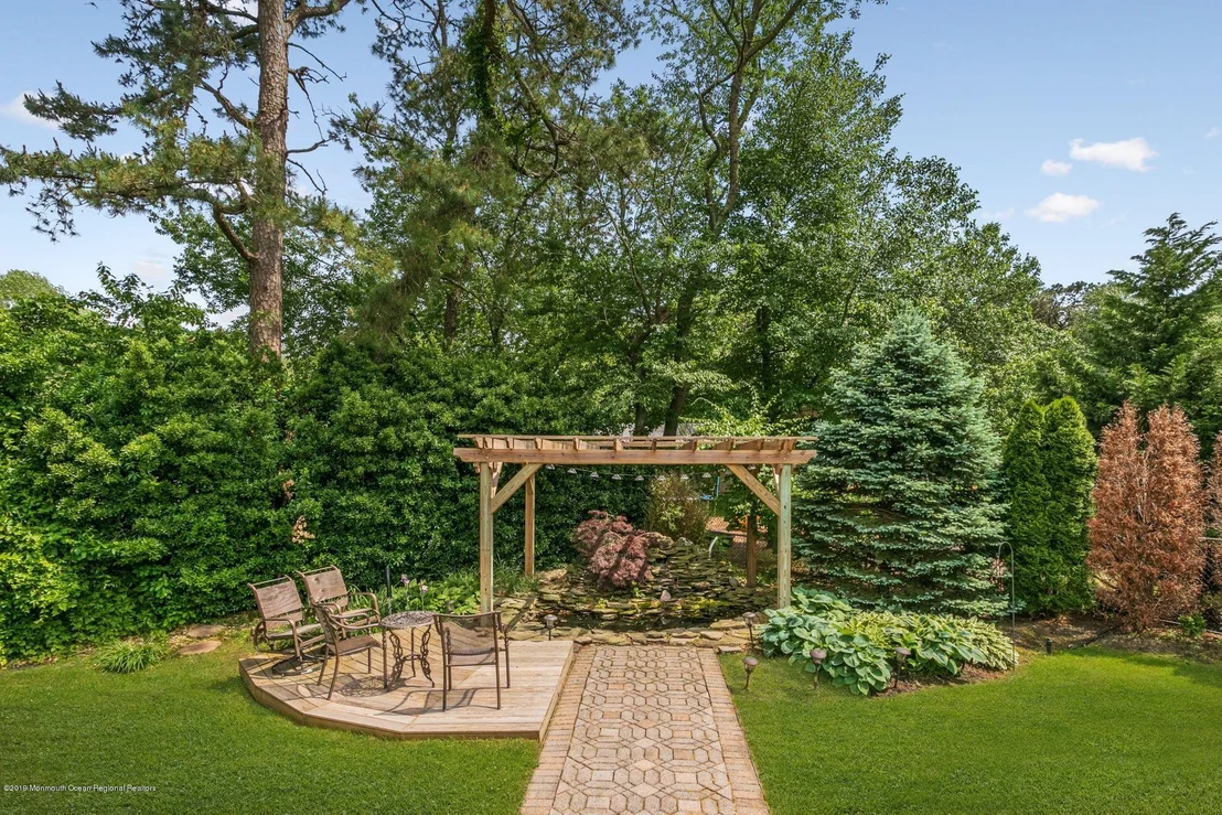 Photo of 326 Huxley Drive
