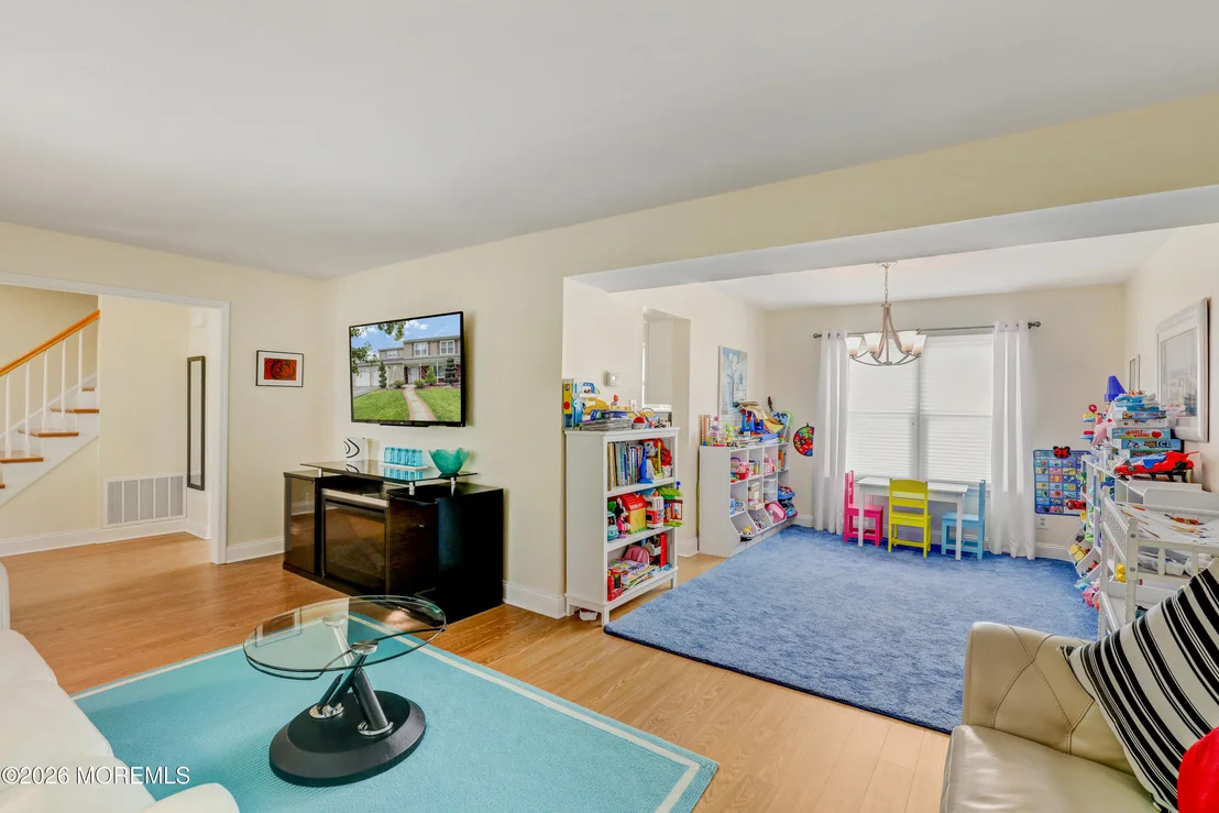 Photo of 25 Garden Way