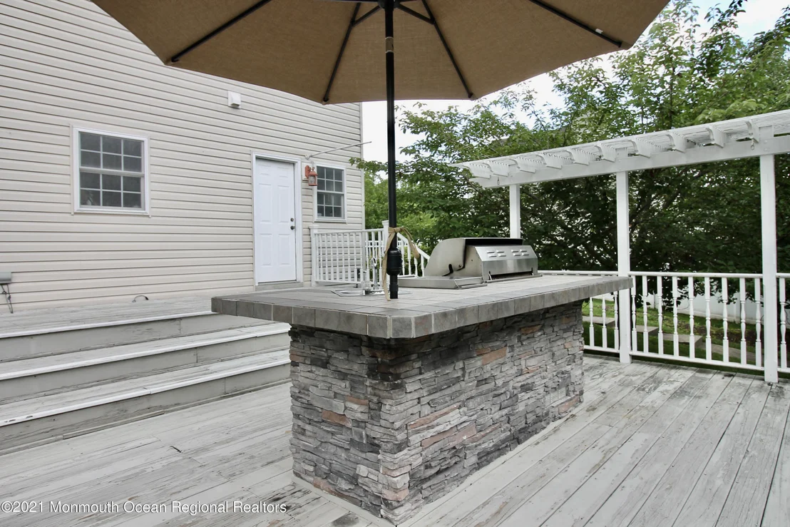 Photo of 20 Cedarview Avenue