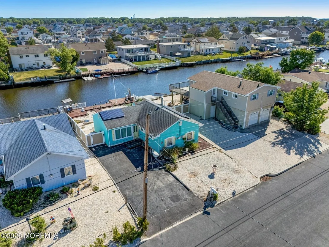 Photo of 30 W Mohawk Drive