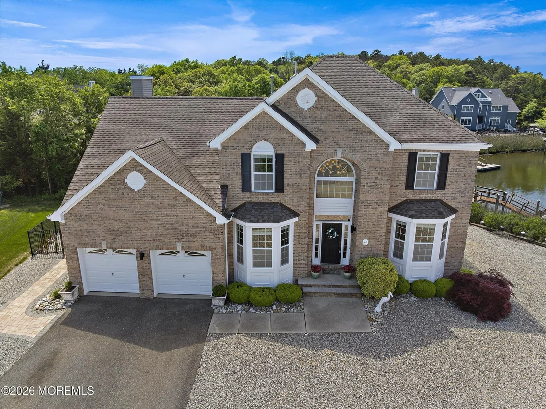 Photo of 40 Overlook Drive