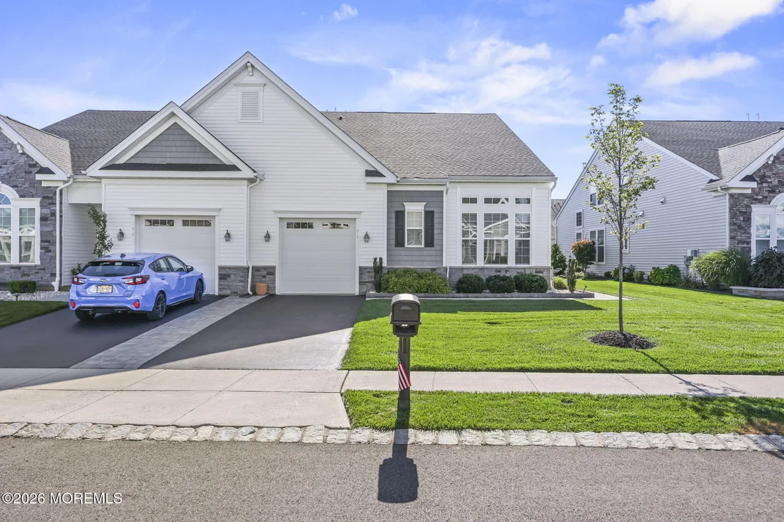 Photo of 96 Starlight Drive