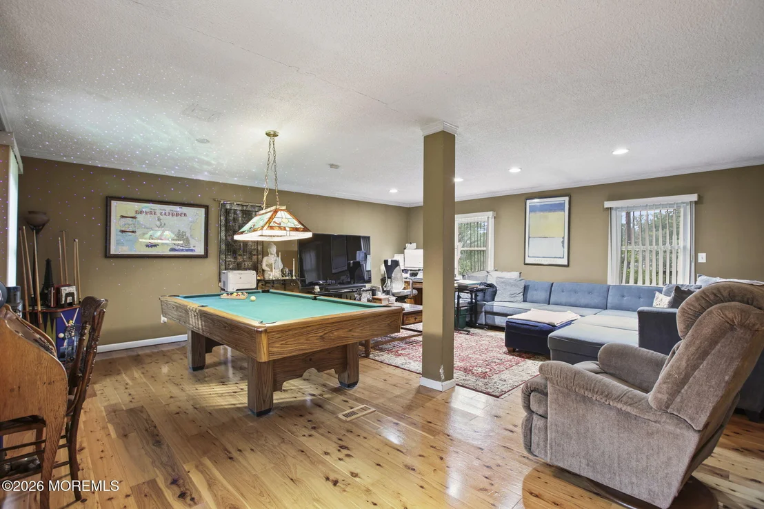 Photo of 30 S Lakeview Drive