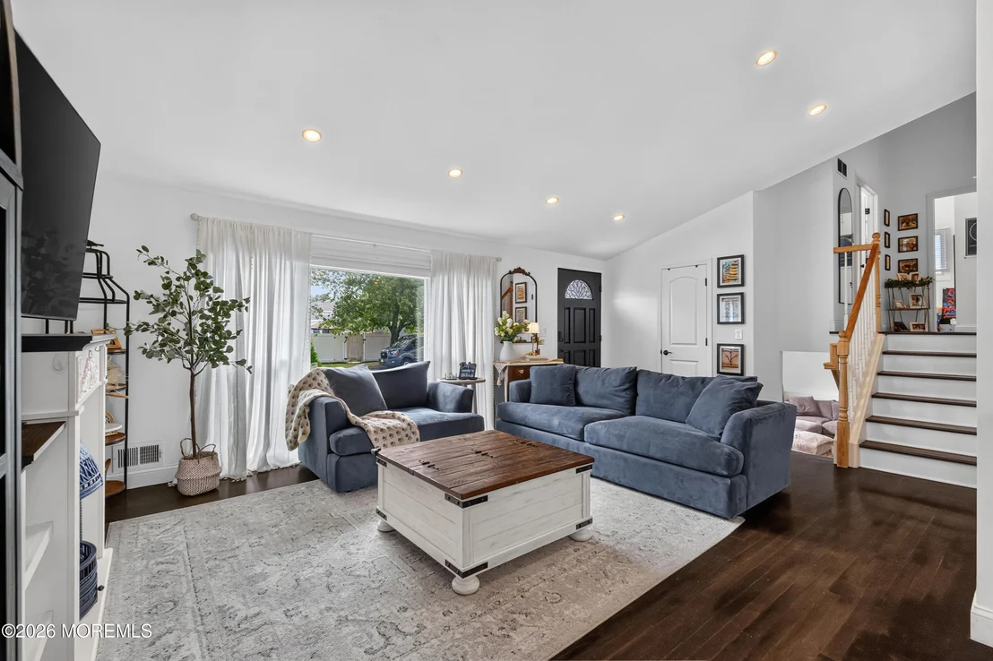 Photo of 62 Annapolis Drive