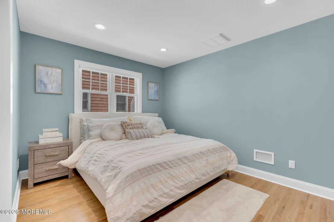 Photo of 304 Parkway