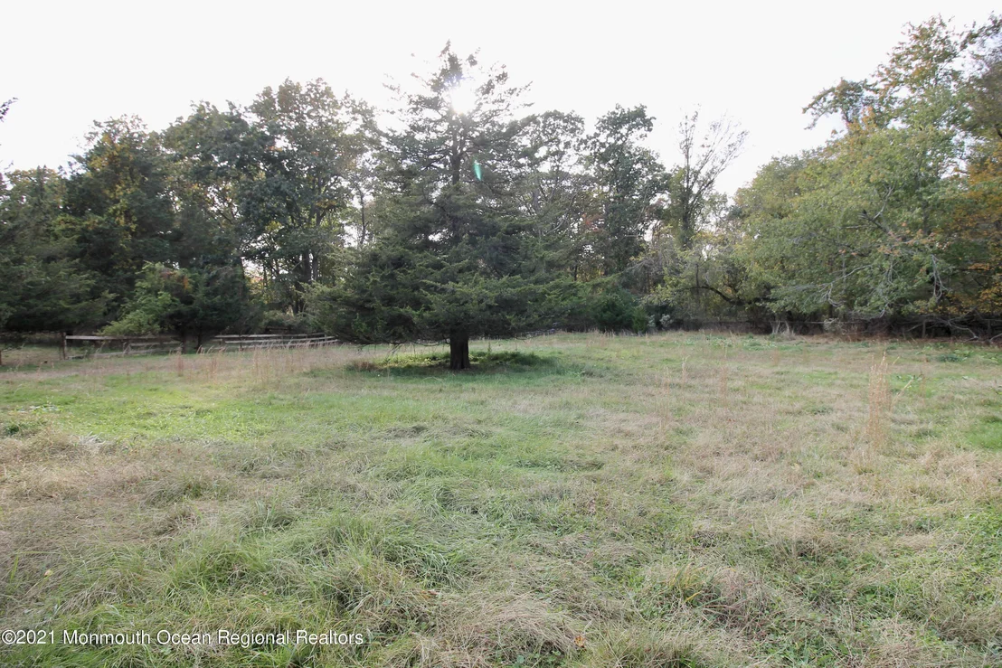 Photo of 195 Bennett Road