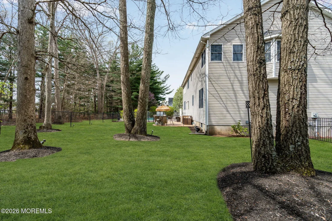Photo of 105 Mesa Verde Lane