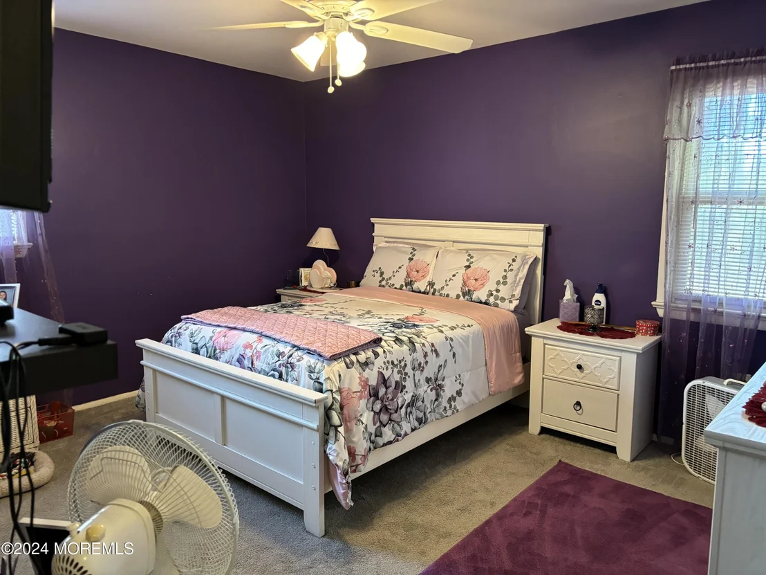 Photo of 412 Lawrence Drive