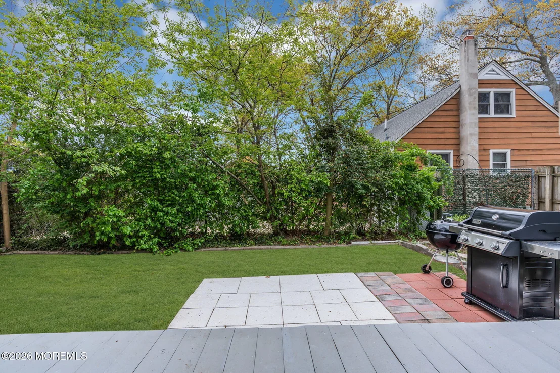 Photo of 704 Barberry Drive