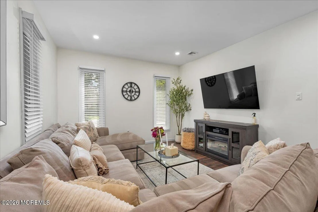 Photo of 281 Melrose Street
