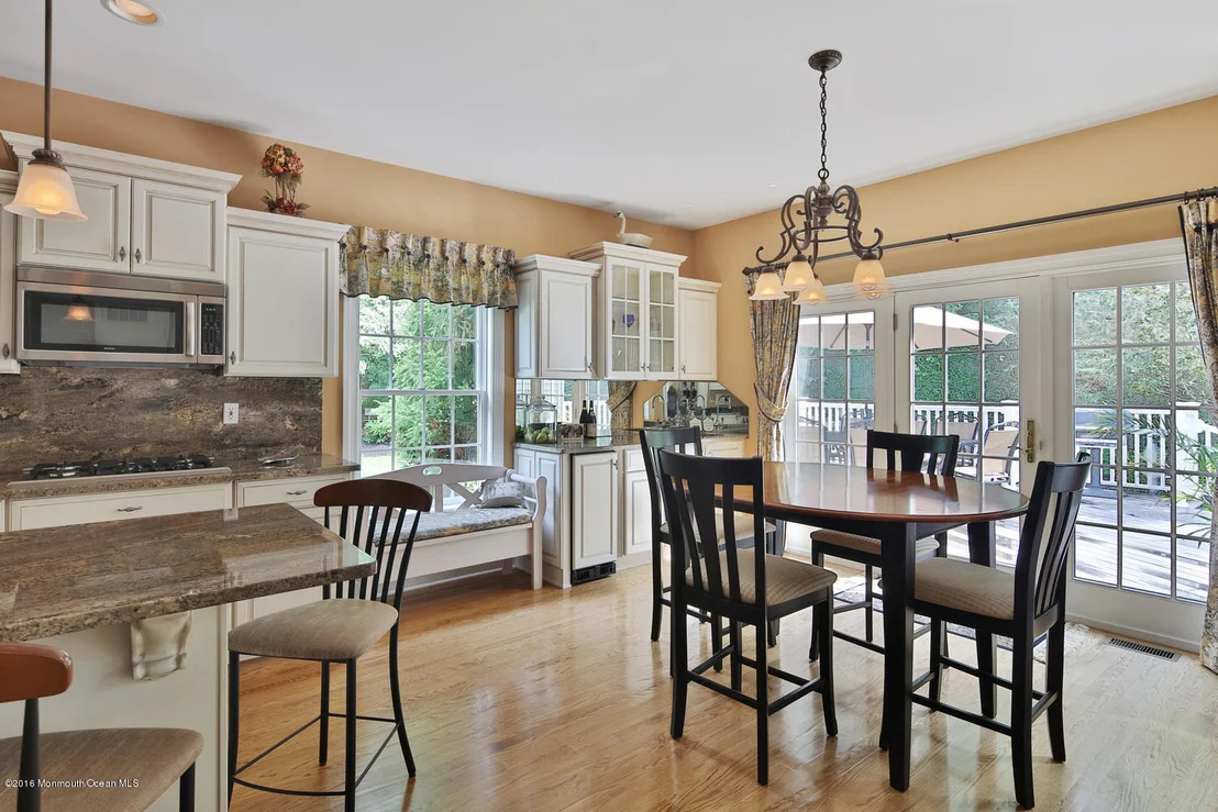 Photo of 1409 Crabapple Drive