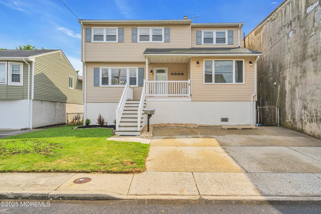 Photo of 31 4th Street