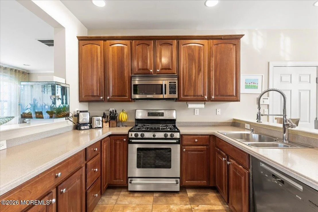 Photo of 170 Shinnecock Drive