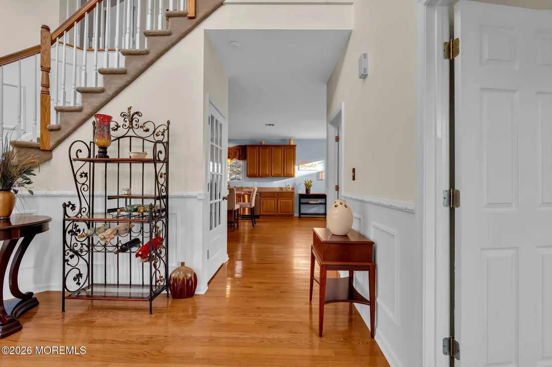 Photo of 105 Mesa Verde Lane