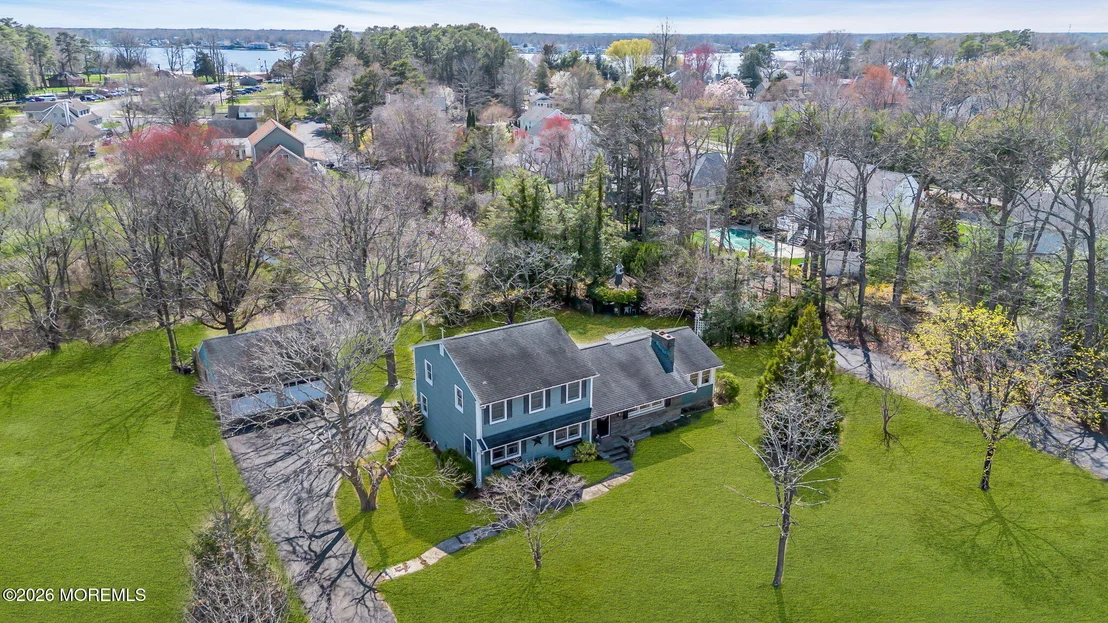 Photo of 249 Twin Oaks Drive