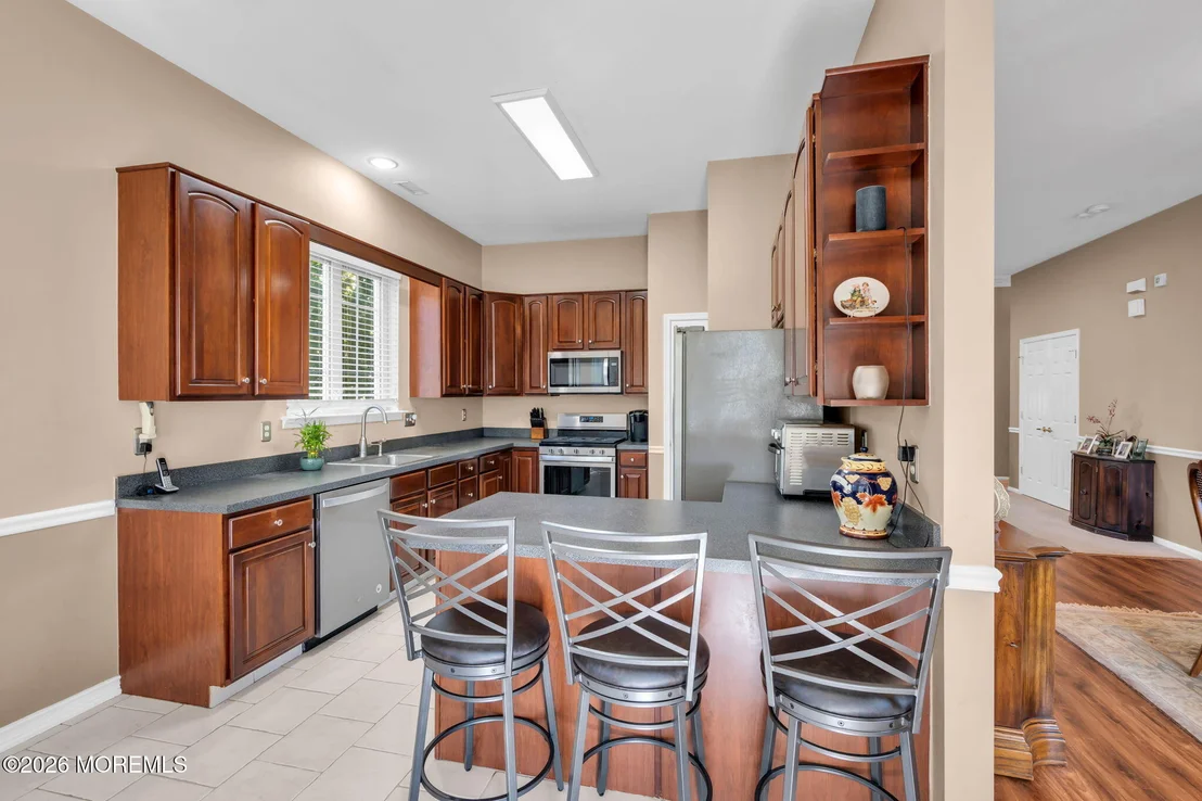 Photo of 1 Turnberry Place