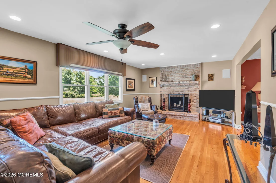Photo of 16 Groendyke Circle