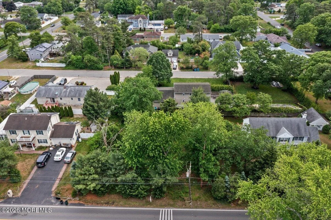 Photo of 716 Commonwealth Boulevard