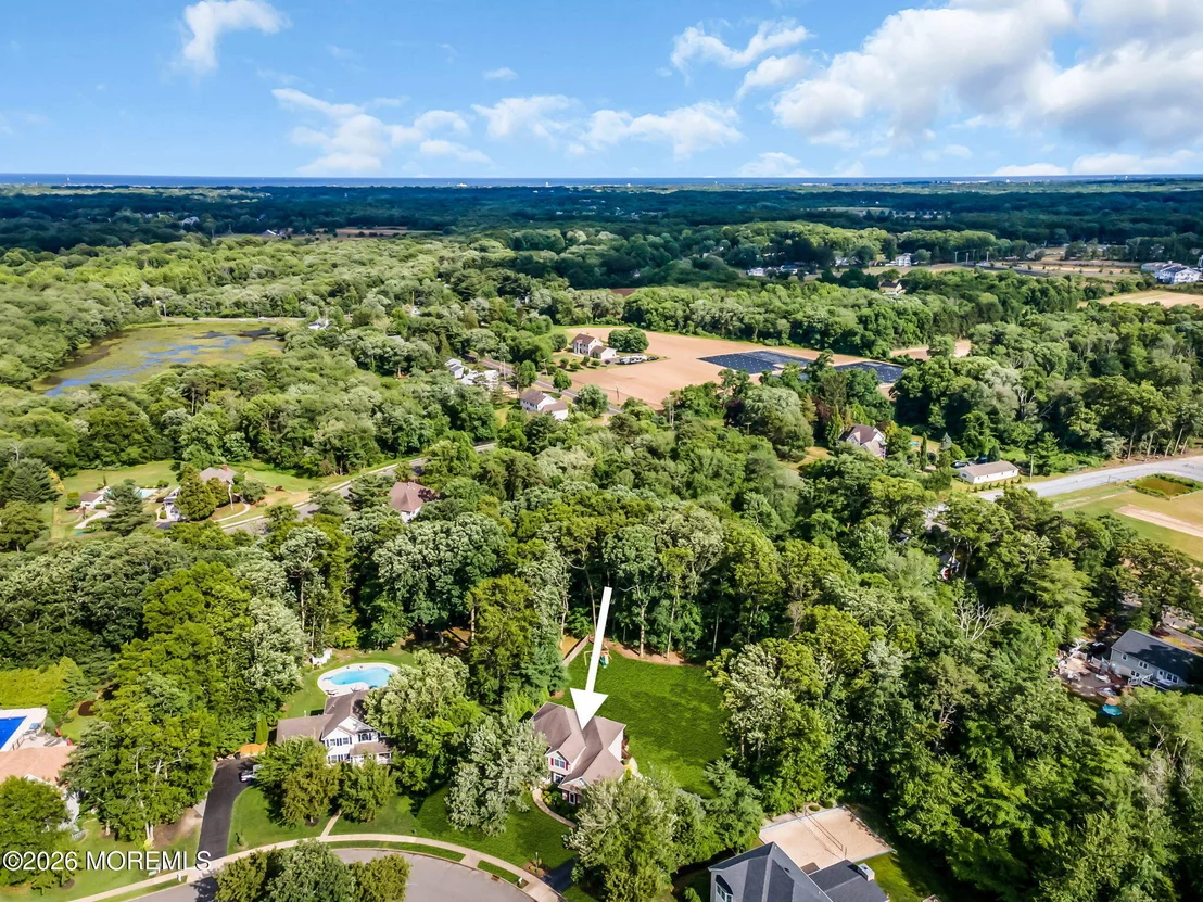 Photo of 2093 Overbrook Drive