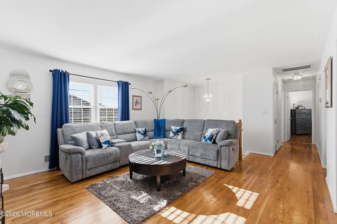 Photo of 3148 Oceanic Drive