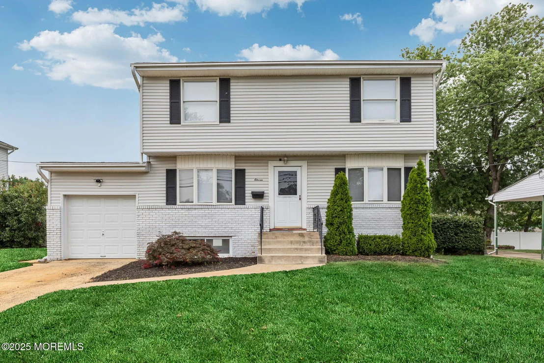 Photo of 11 Cornell Drive