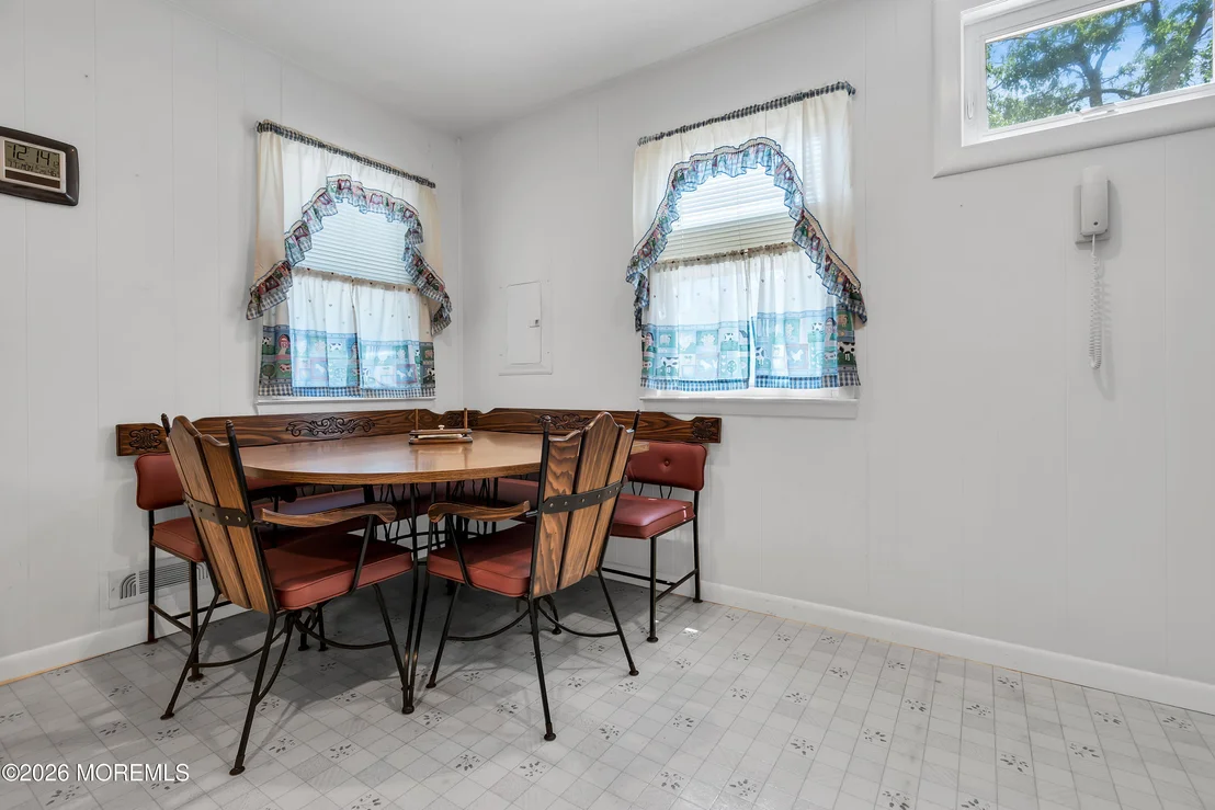 Photo of 416 Macarthur Drive