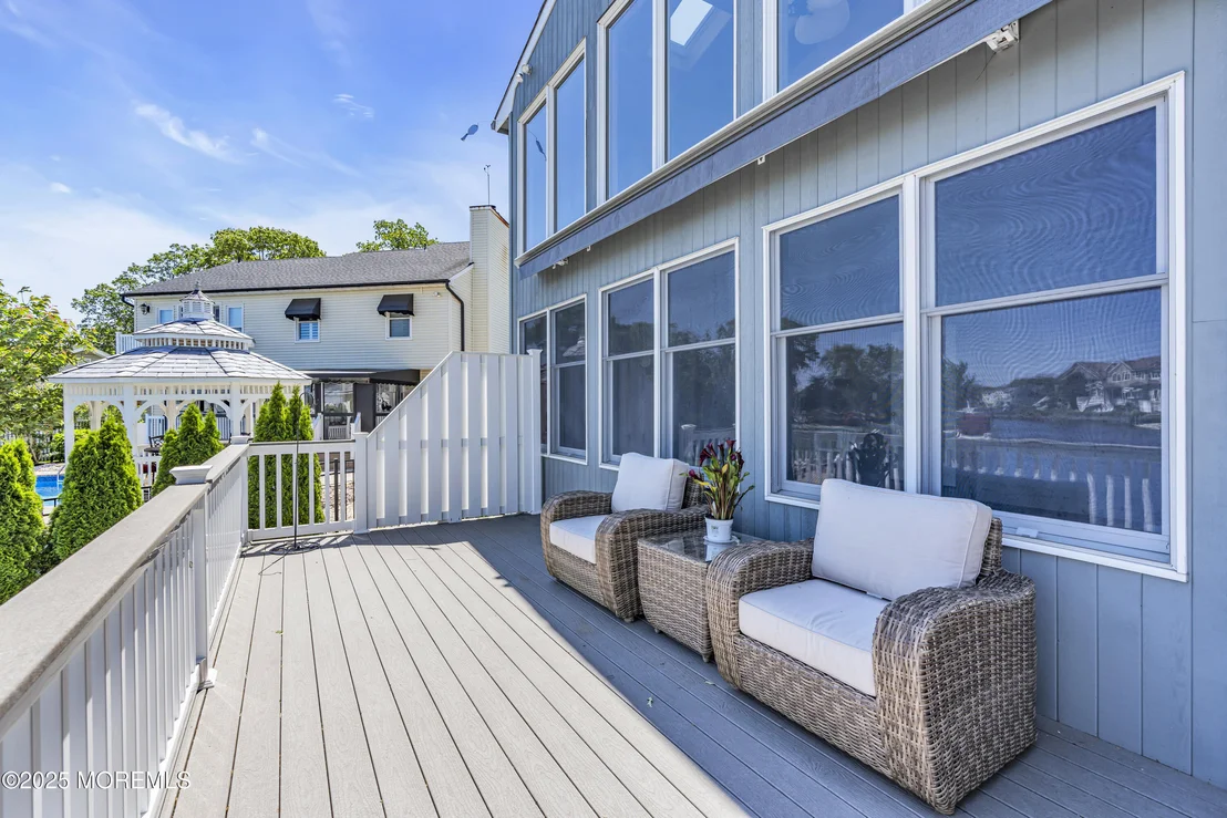 Photo of 560 Midwood Drive
