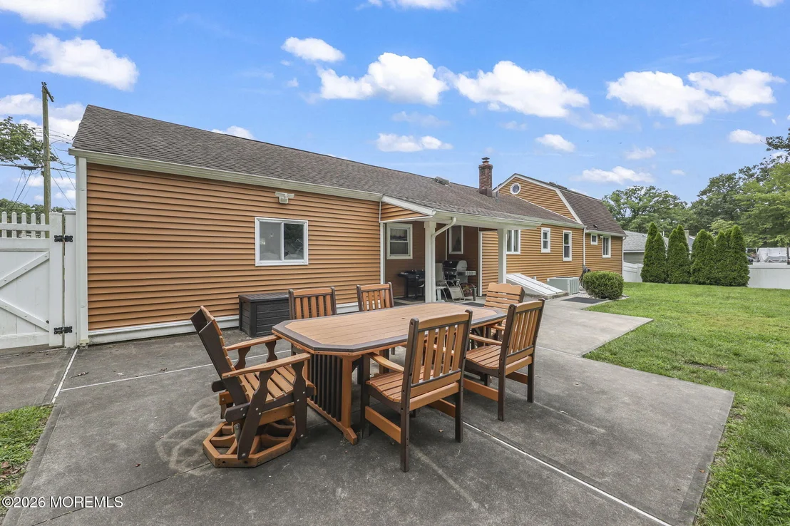 Photo of 67 Crest Drive