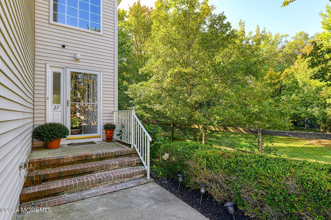Photo of 27 Coastal Drive
