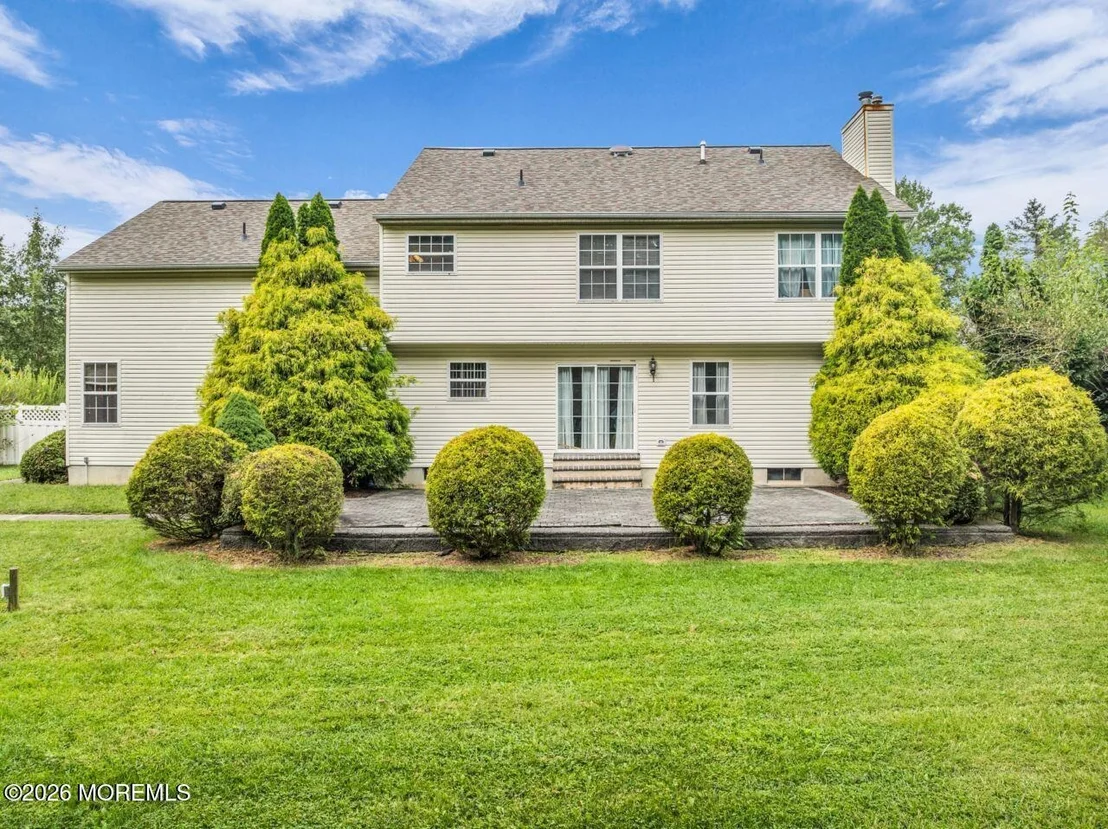 Photo of 383 Meadowood Road