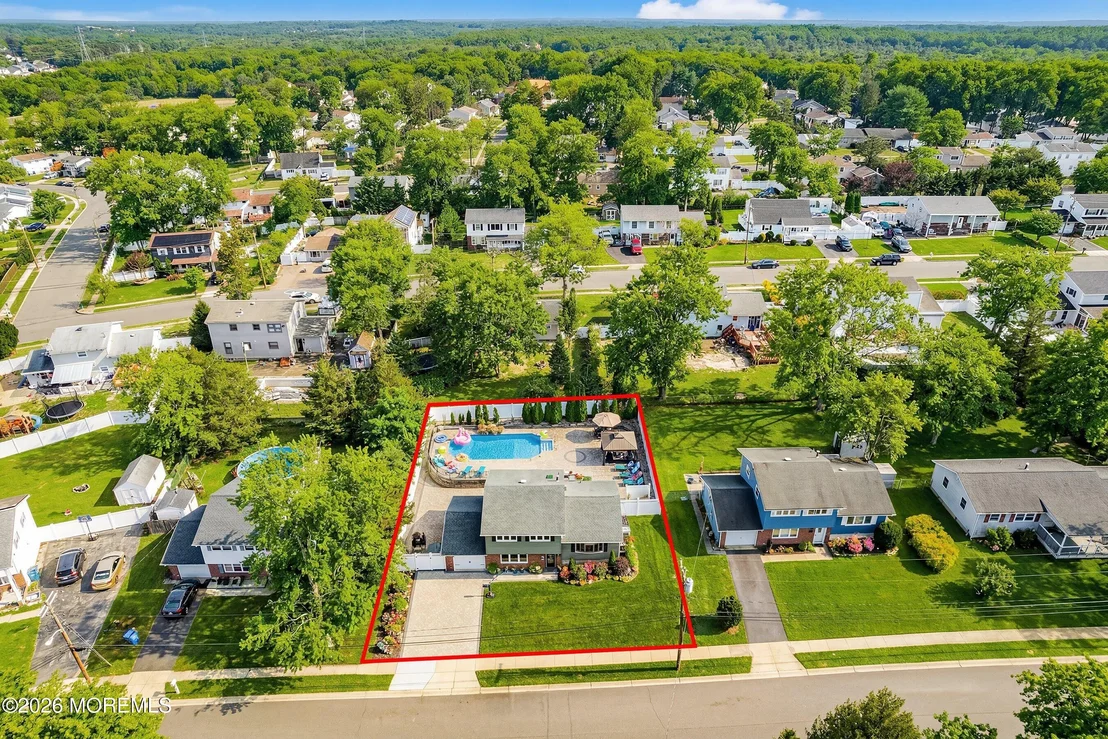Photo of 12 Oklahoma Drive