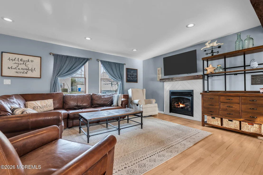 Photo of 6 Lisa Drive