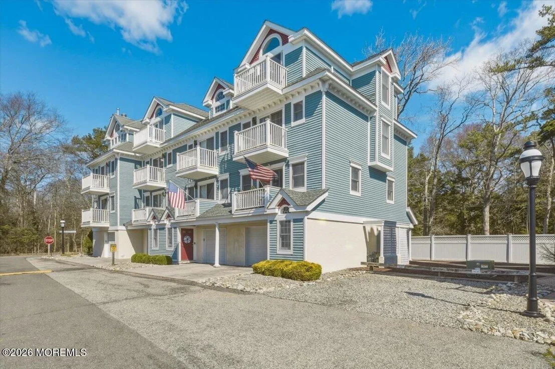 Photo of Unit 51 at 351 Harbor View