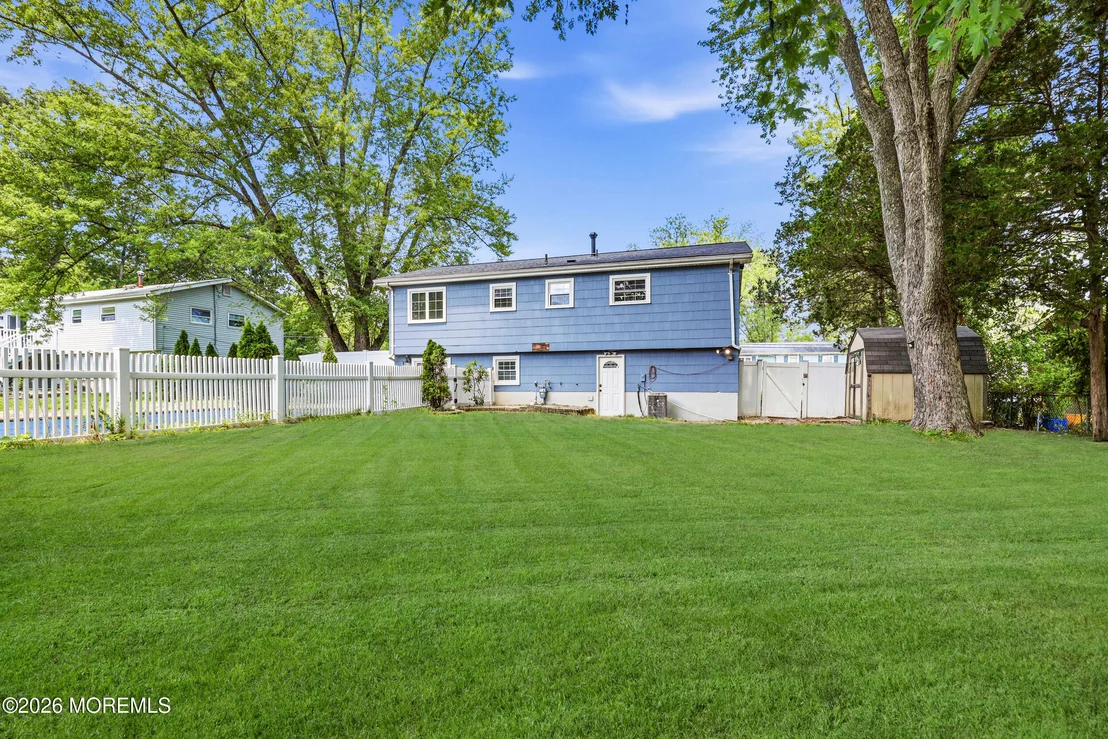 Photo of 5 Dogwood Drive