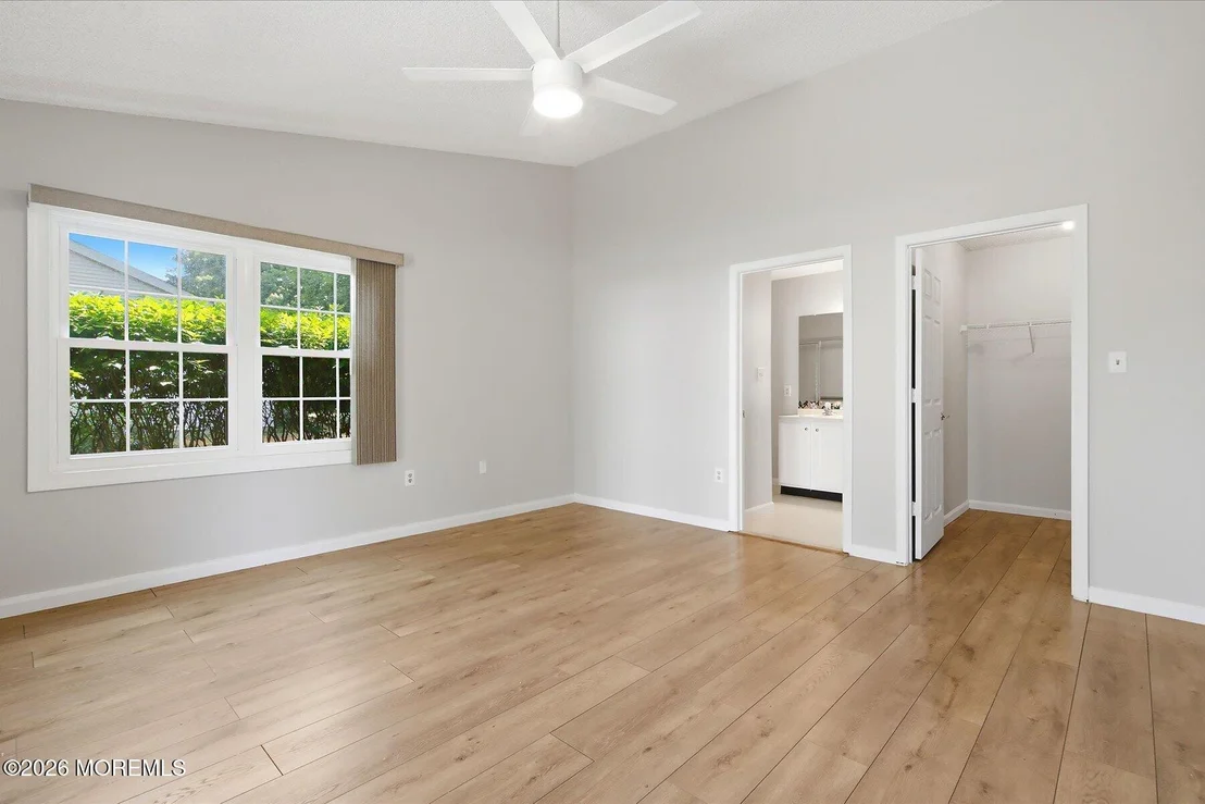 Photo of 7 Riva Boulevard