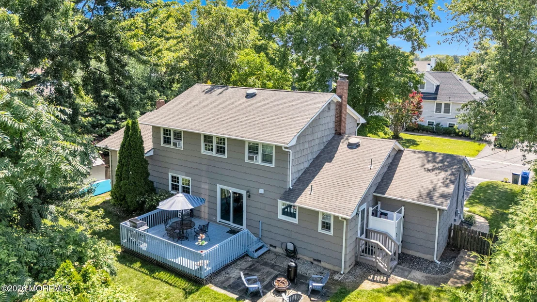 Photo of 49 Manitto Place