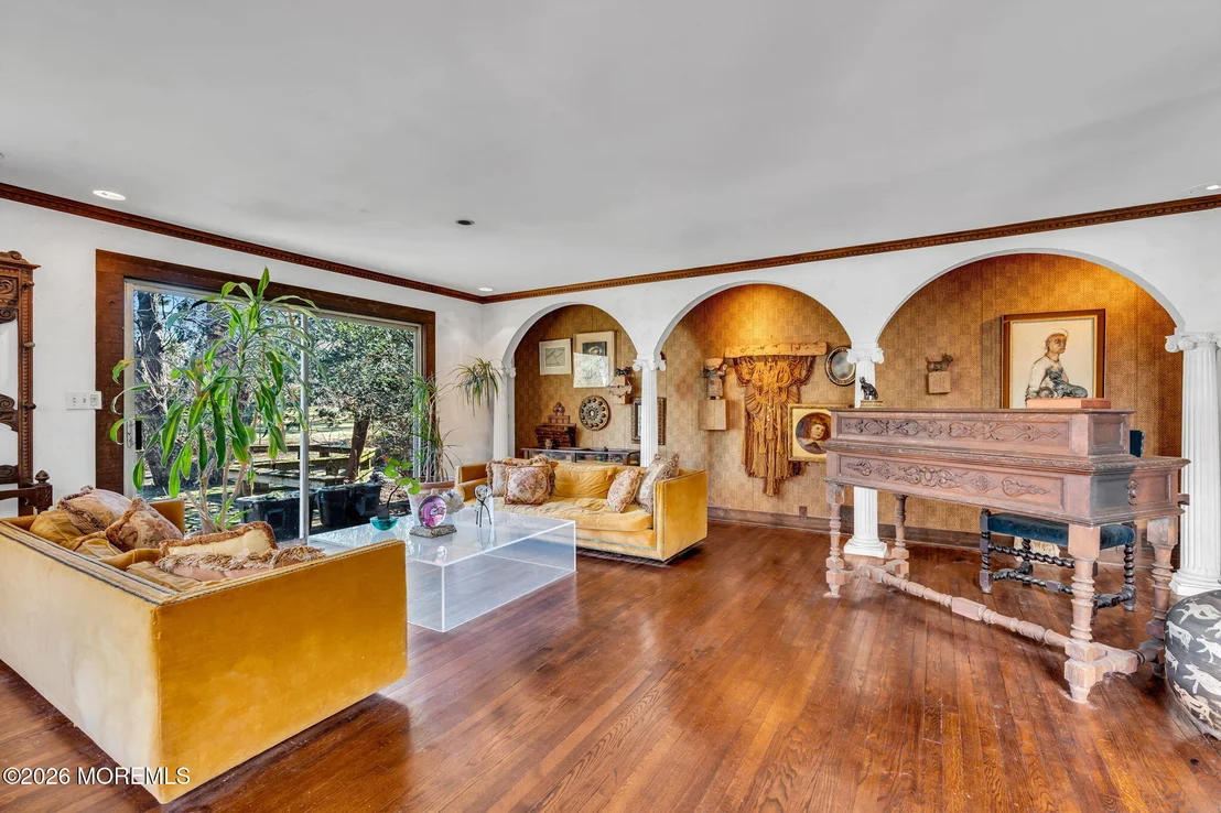 Photo of 6 Surrey Lane