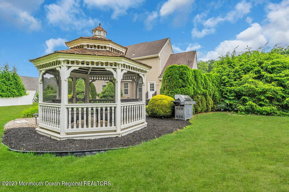 Photo of 296 White Road