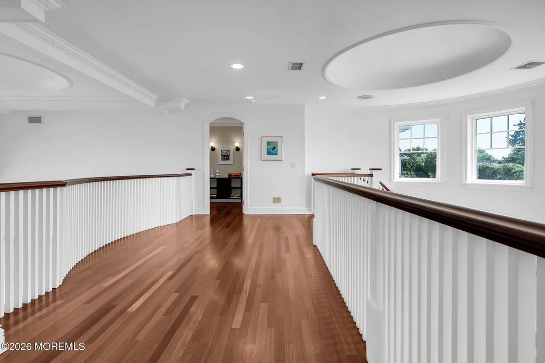 Photo of 229 Comanche Drive